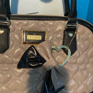 Cute Betty Johnson bag